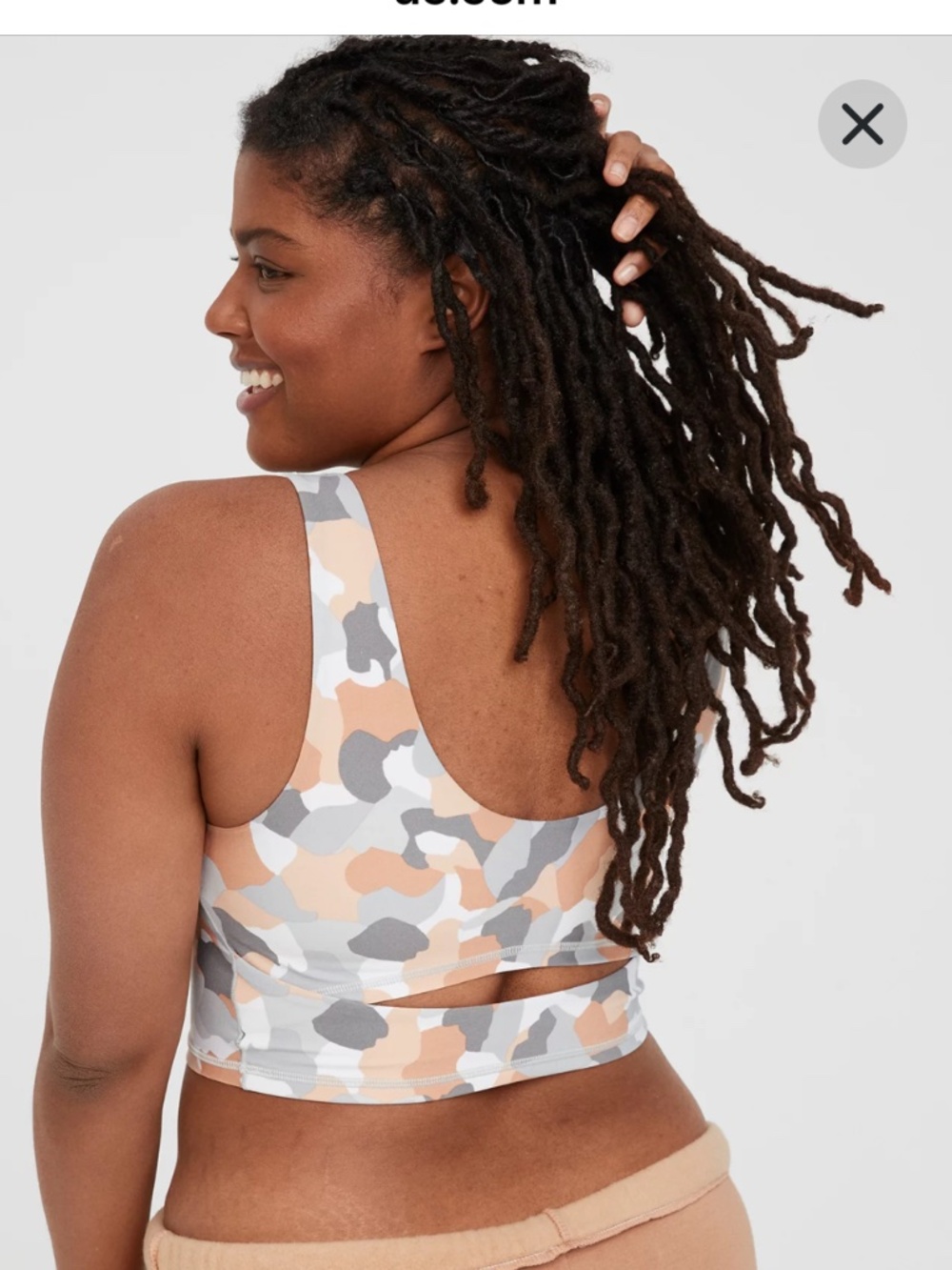 OFFLINE By Aerie Real Me Keyhole Back Longline Sports Bra
